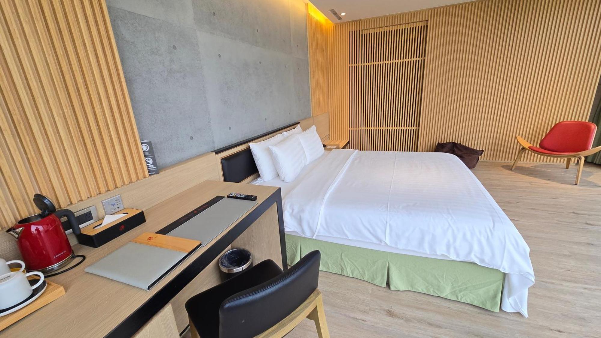 Hotel R14 Kaohsiung Extérieur photo