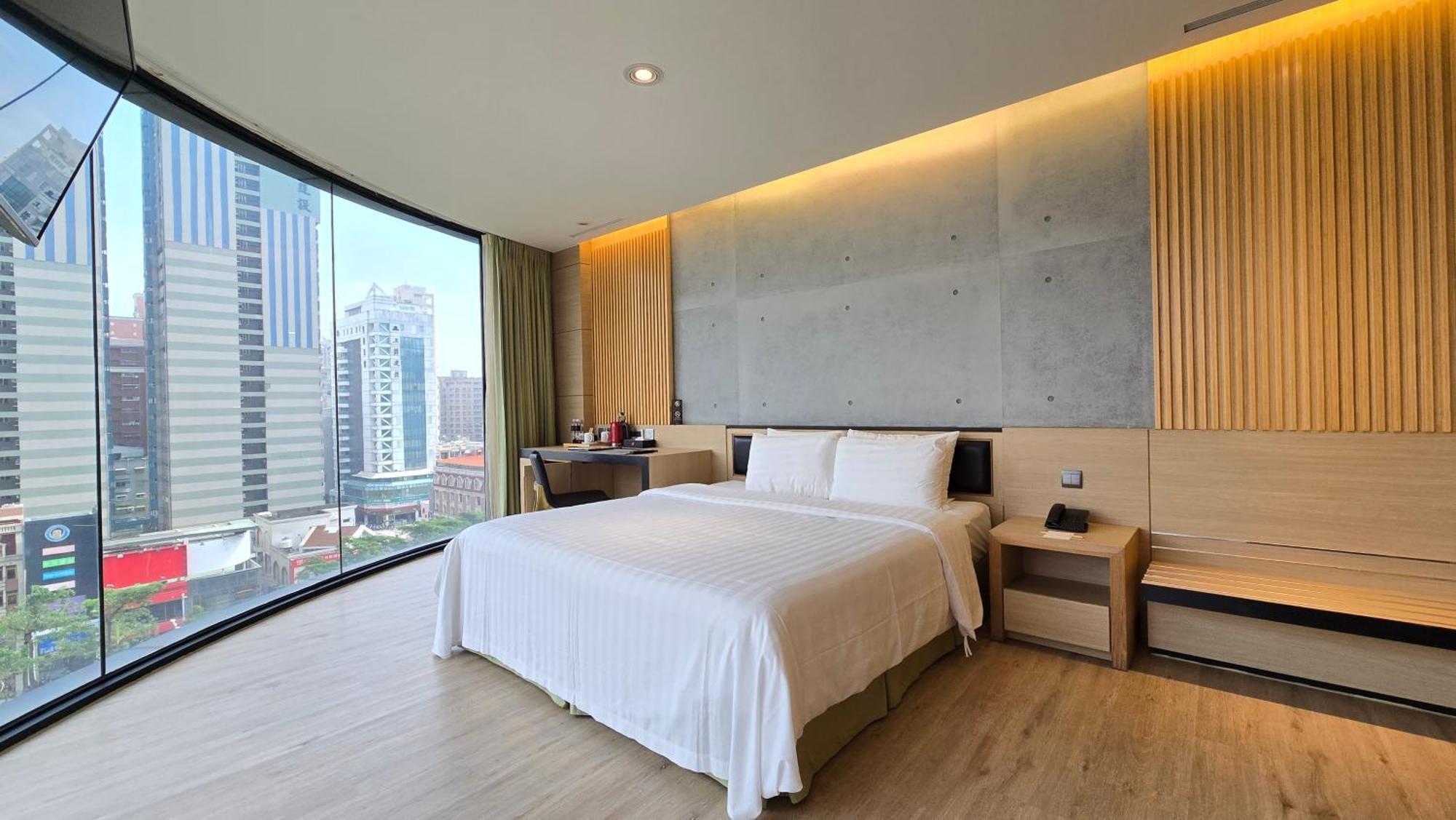 Hotel R14 Kaohsiung Extérieur photo