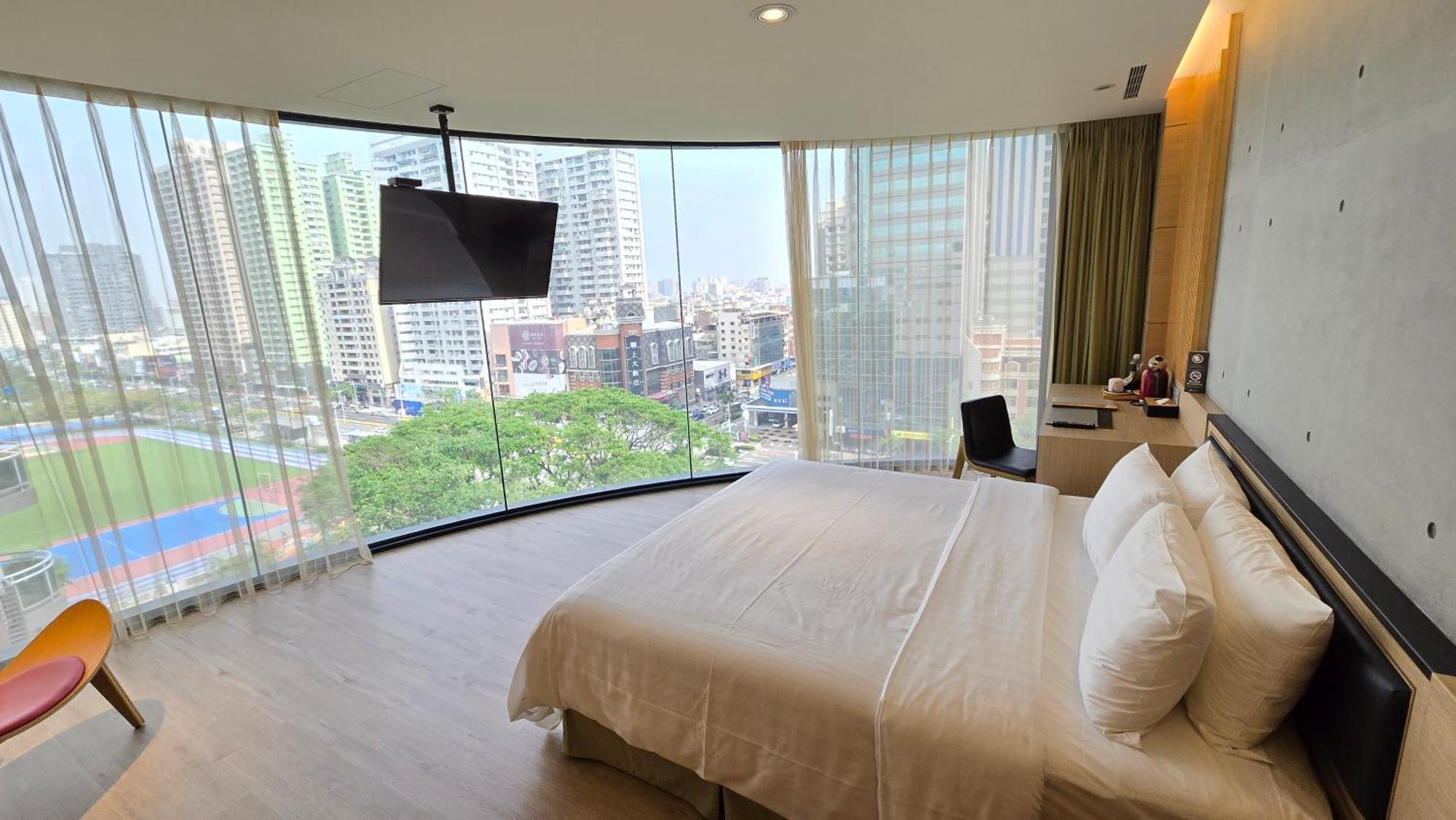 Hotel R14 Kaohsiung Extérieur photo