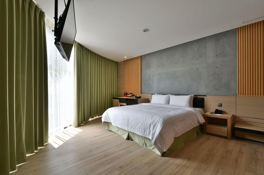 Hotel R14 Kaohsiung Extérieur photo