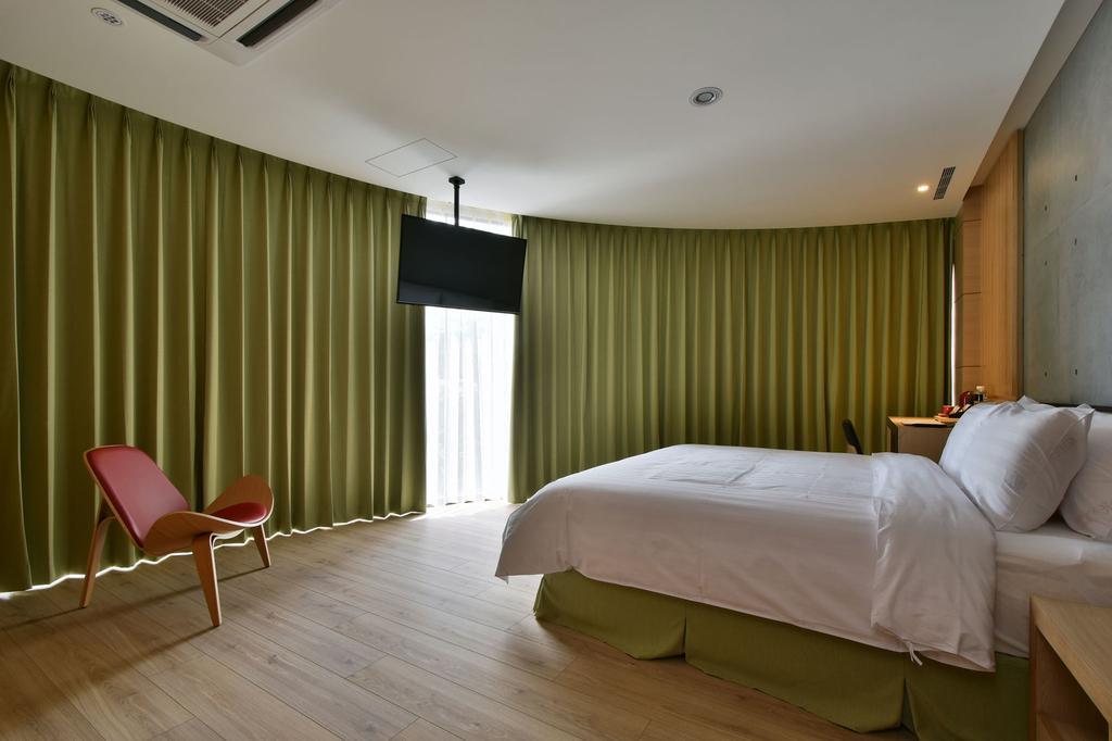 Hotel R14 Kaohsiung Extérieur photo