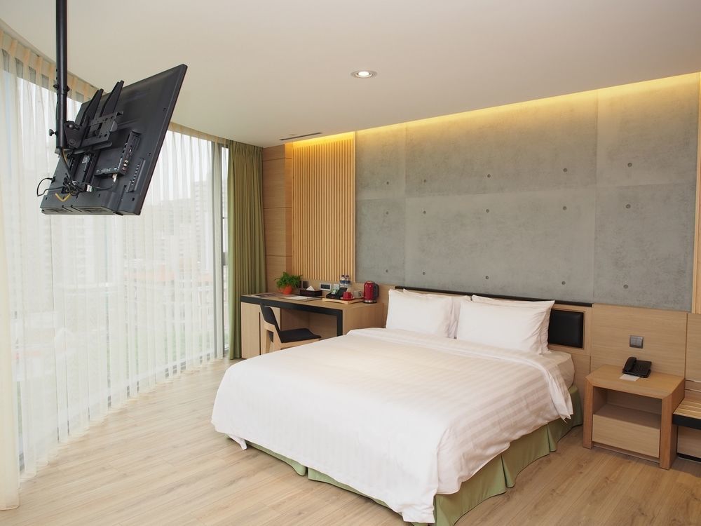 Hotel R14 Kaohsiung Extérieur photo